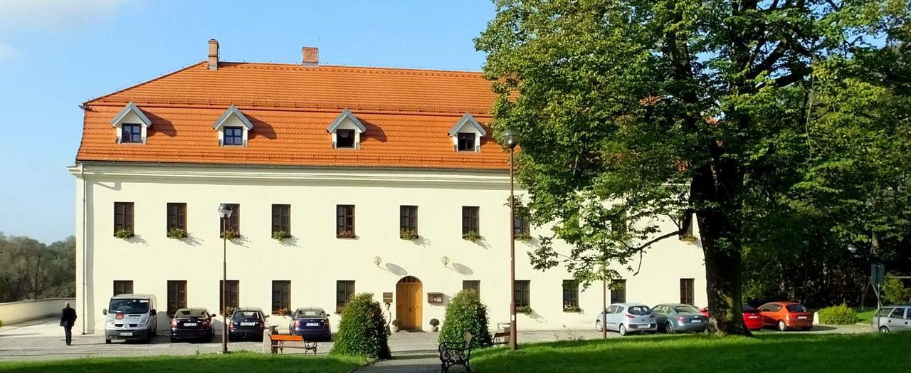 Zámek Havířov Hotel Exterior foto