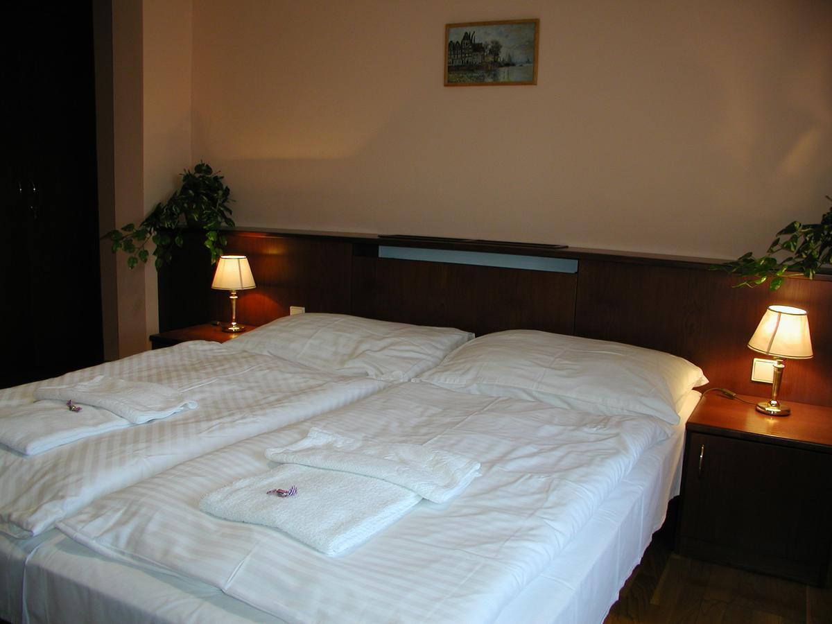 Zámek Havířov Hotel Exterior foto