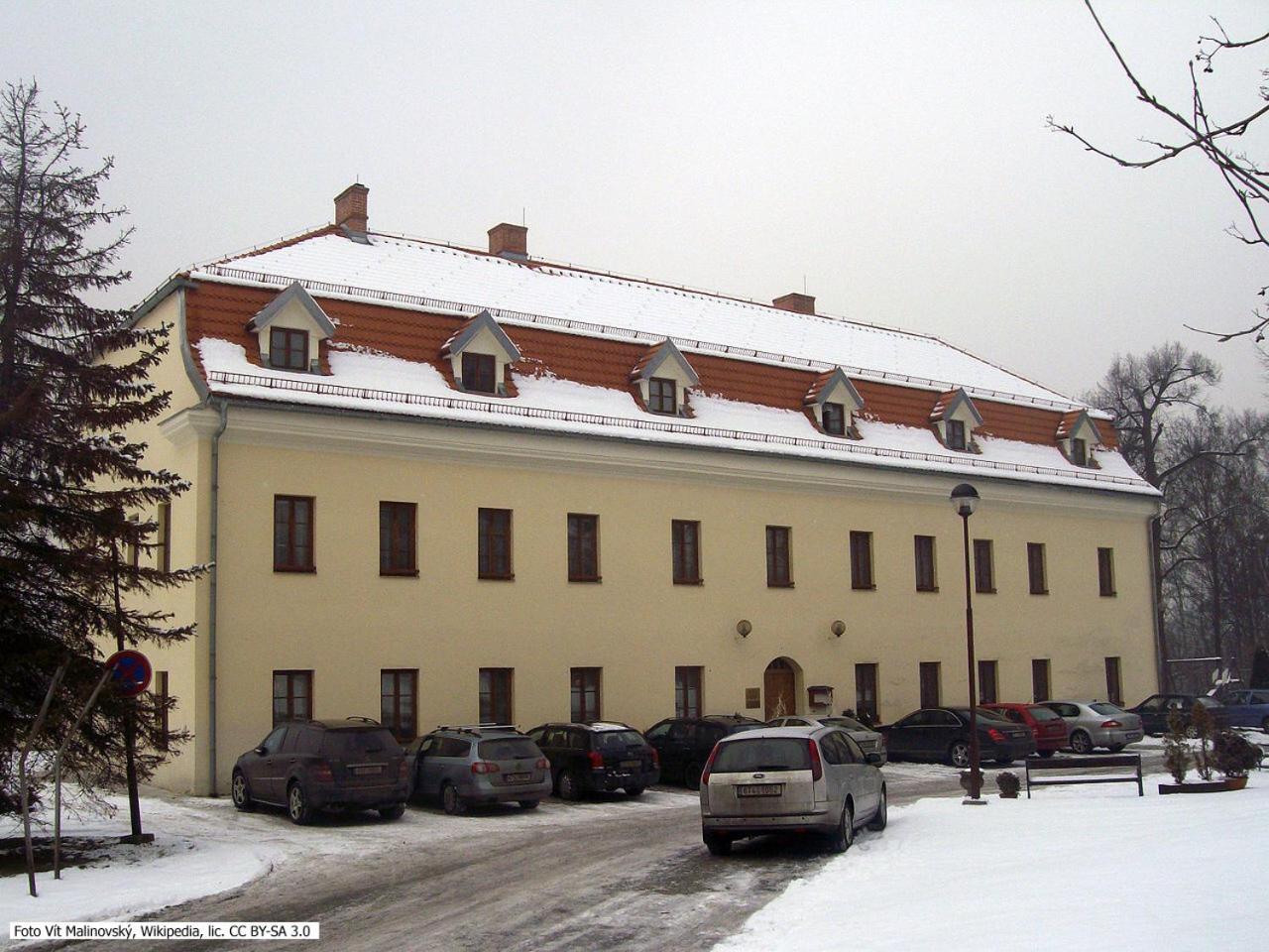 Zámek Havířov Hotel Exterior foto